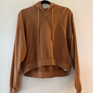 Abercrombie cropped hoodie. Size M.